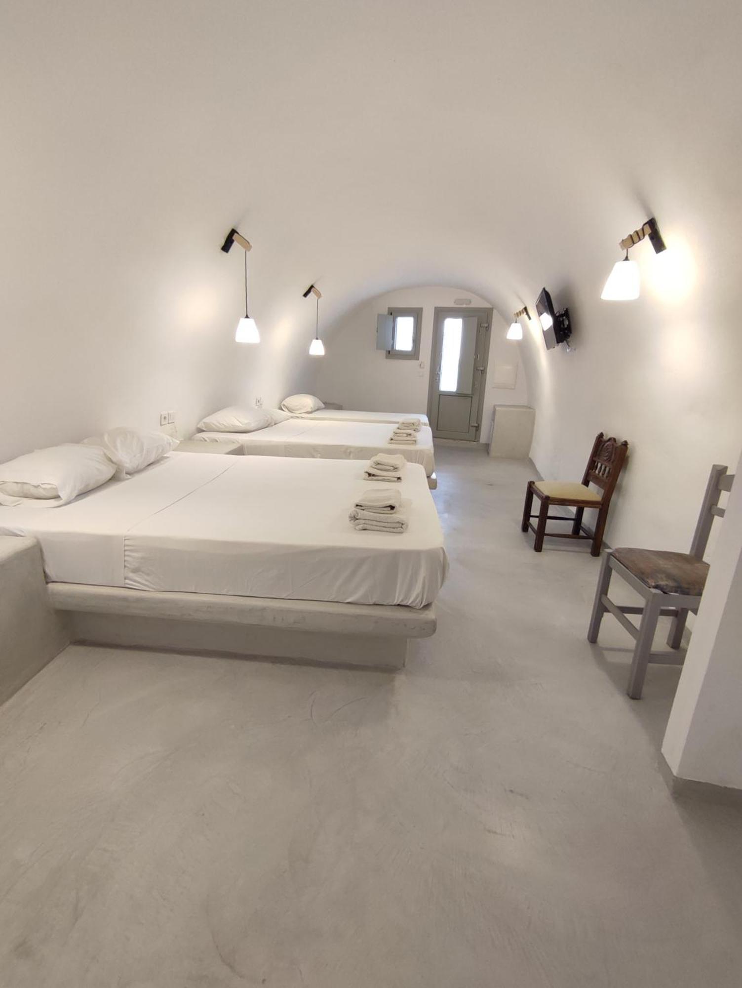 Fira Comfort Rooms Экстерьер фото
