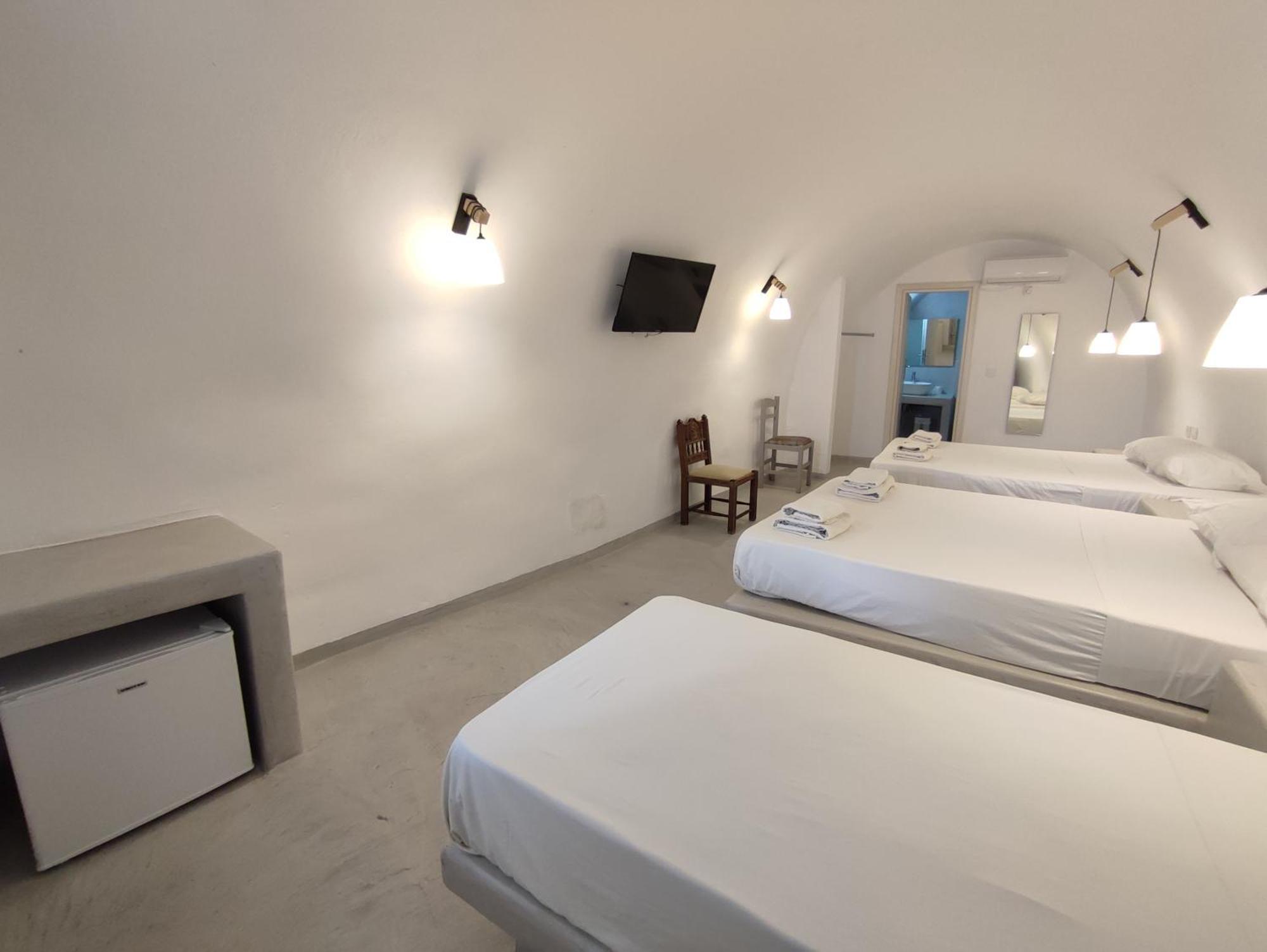 Fira Comfort Rooms Экстерьер фото